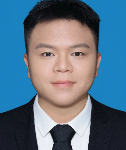 王冠—律师
